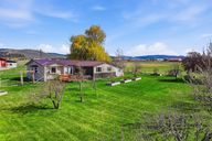photo property thumbnail