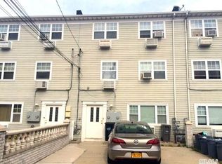 218 Beach 98 St #98, Far Rockaway, NY 11693