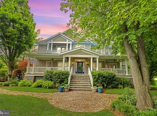 8701 Standish Rd, Alexandria, VA 22308