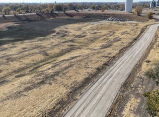 11 Cottonwood Lake Dr, Windom, MN 56101