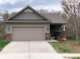 11082 Whispering Ln, Kansas City, KS 66109
