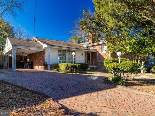 4534 Seminary Rd, Alexandria, VA 22304