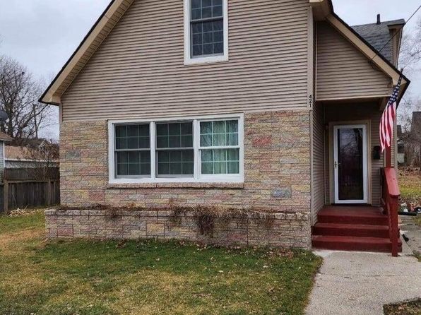 421 Lewis St, Belding, MI 48809