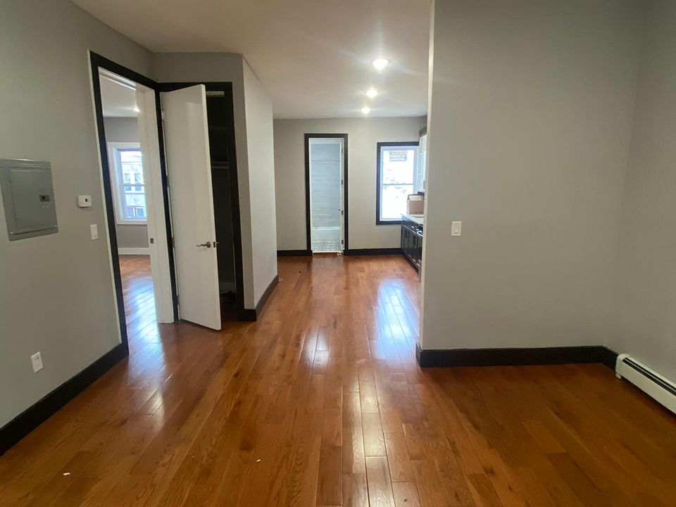 1st image of 45 Saint Pauls Ave #2G