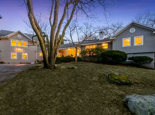 26 Stony Ln, Madison, CT 06443