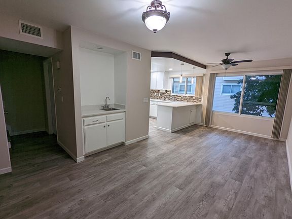 4th image of 7038 De Celis Pl Unit 27