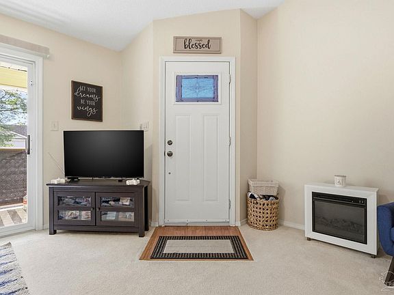 4th image of 601 E Burgess Rd APT A6