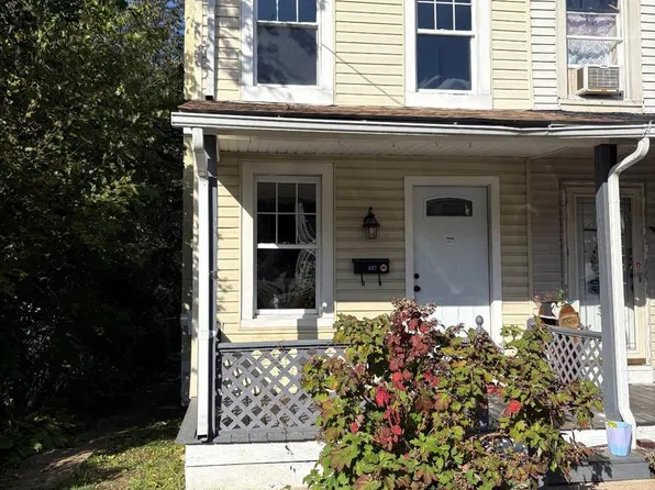 637 W 2nd St, Birdsboro, PA 19508