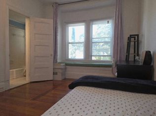 12 Read Ct, Newton, MA 02459