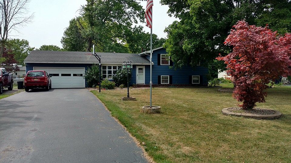 2nd image of 13 W Canon Dr