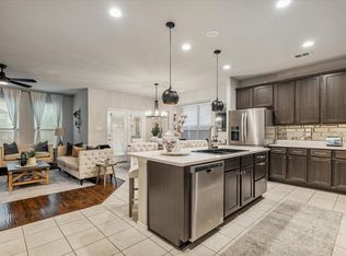 1912 Ridge Creek Ln, Aubrey, TX 76227