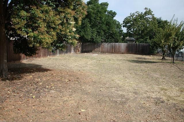 1st image of 367 Garden St