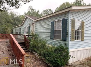 89 Warners Lndg, Hortense, GA 31543