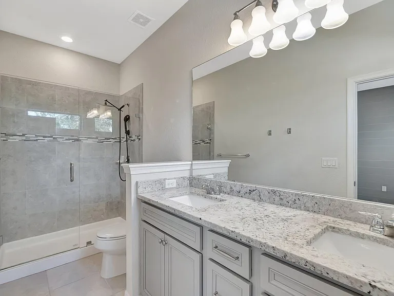2854 Bard St — Photo 18