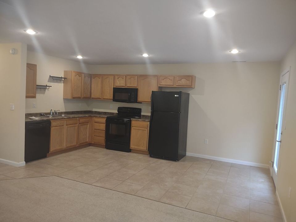 1st image of 301 Tara Ct #0
