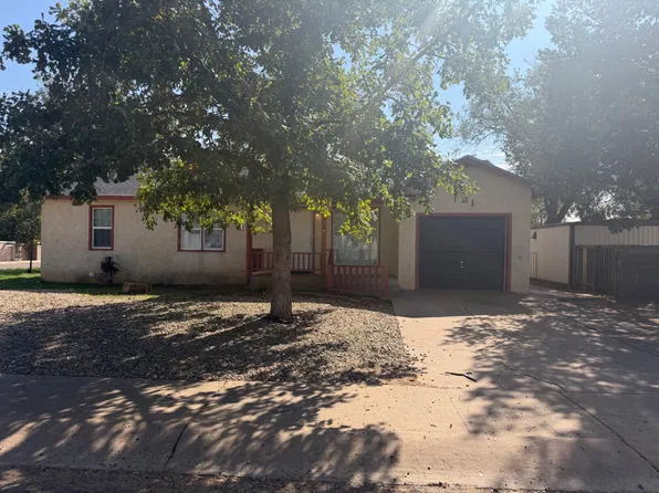 121 E Tierra Blanca Rd, Clovis, NM 88101