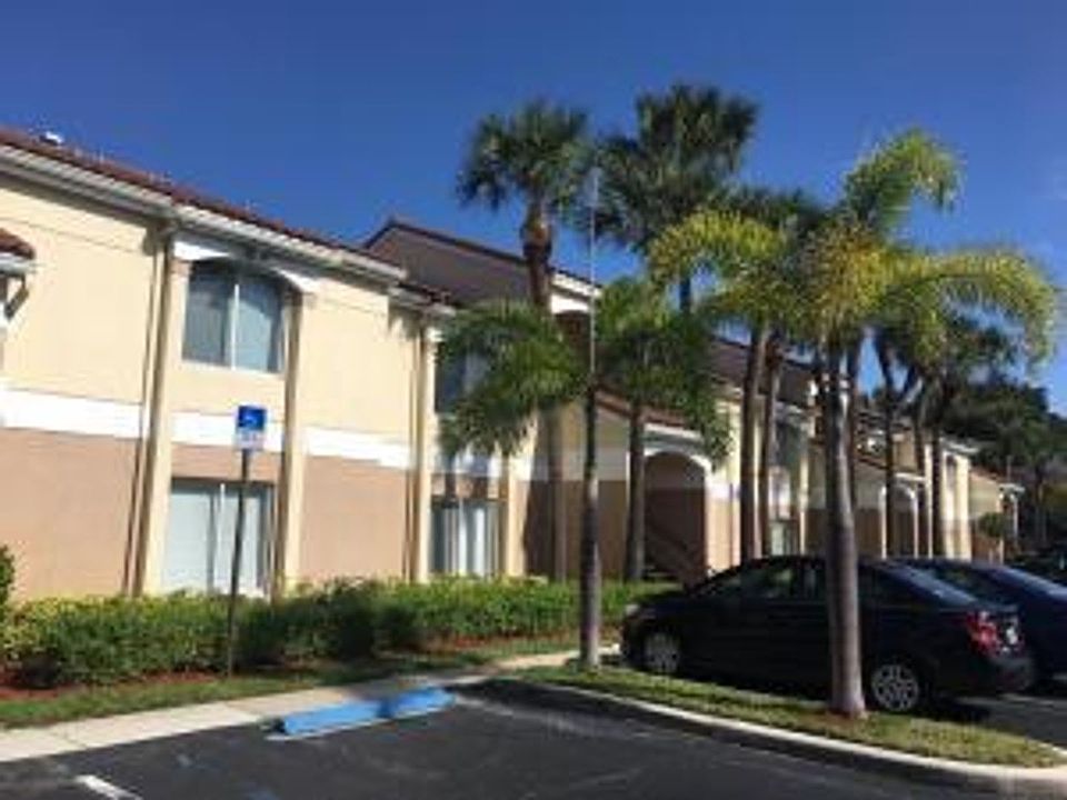 1st image of 815 W Boynton Beach Blvd APT 14203