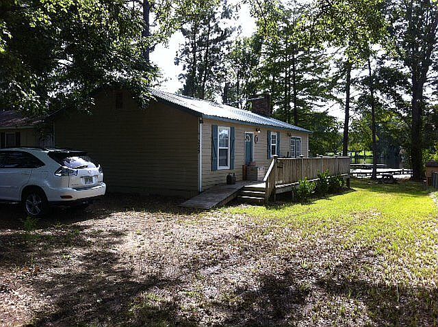 2nd image of 229 Mill Branch Rd