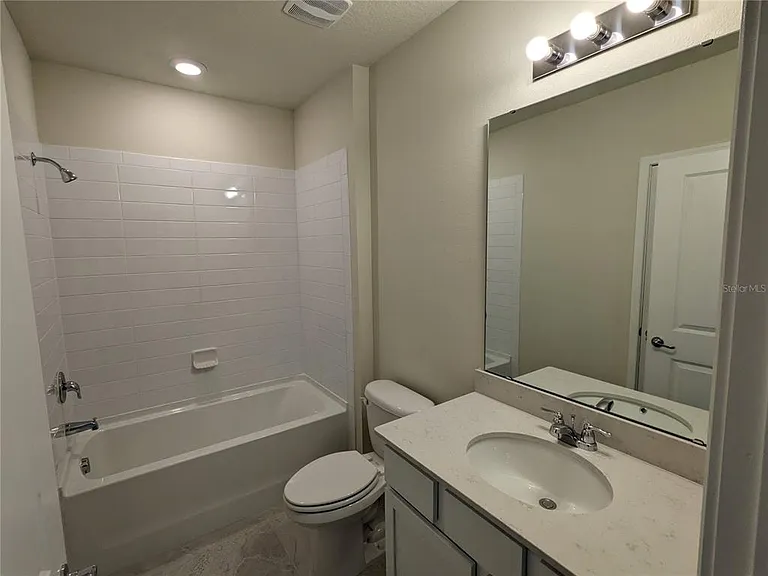 1113 Grand Hammock Ct — Photo 5