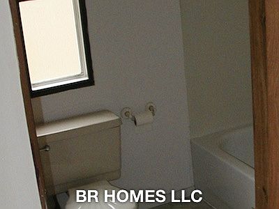 5th image of 300 3rd Ave NW Trlr 5