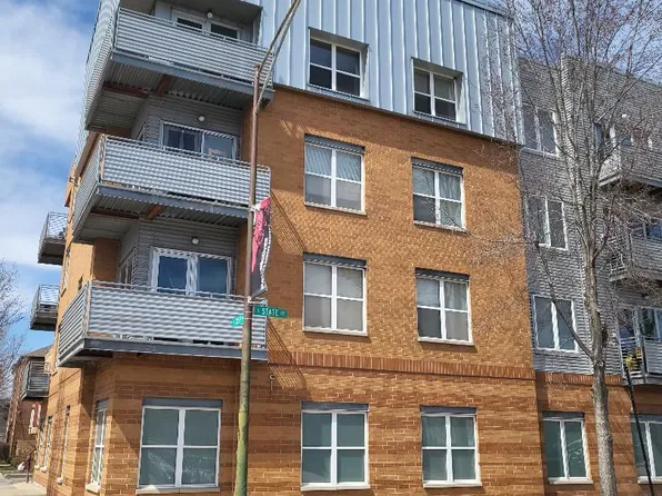 3522 S State St Unit 204, Chicago, IL 60616