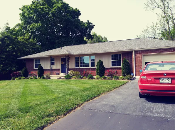 222 Admiral Cir, Lawrenceburg, TN 38464