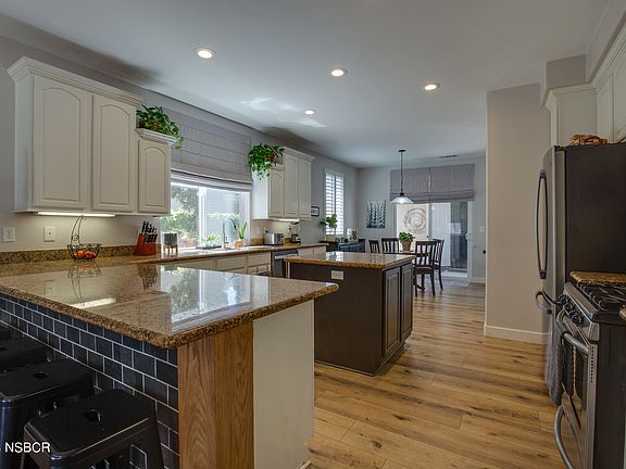 5th image of 350 Beech Ct
