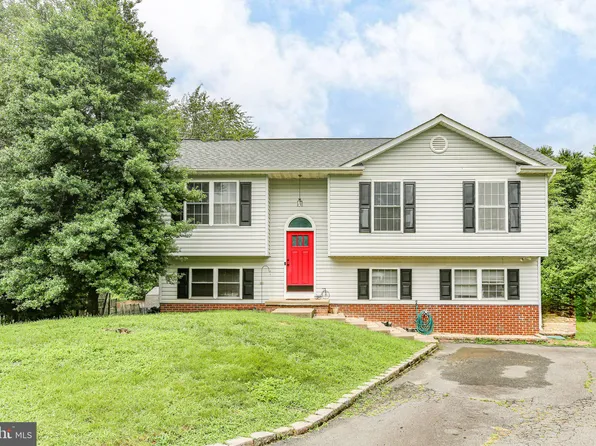 10708 Live Oak Ct, Fredericksburg, VA 22407