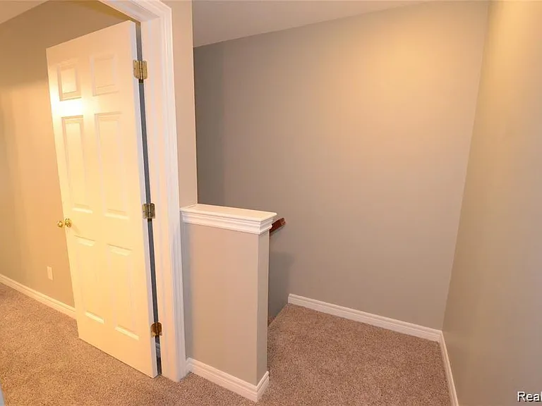 263 S Village Way #23 — Photo 19