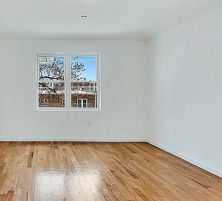 4th image of 1252 Croes Ave APT 2R