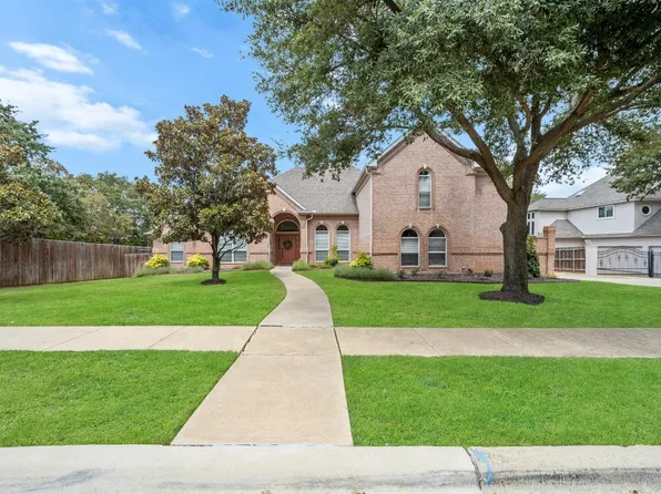 2000 Reynolds Dr, Colleyville, TX 76034