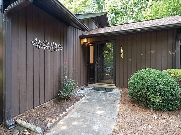 4th image of 2505 Cottage Pl
