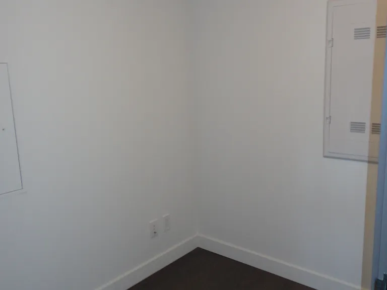 68 Smithe St #1209 — Photo 8