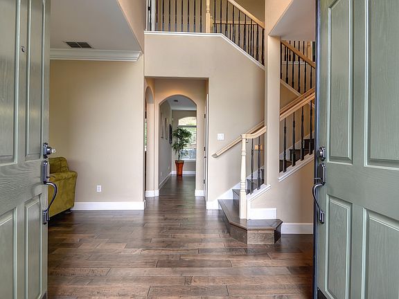 2nd image of 3520 Brittany Way
