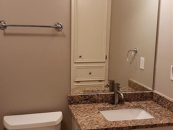 2nd image of 4047 Glennoak Dr