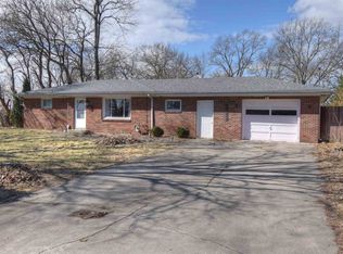 52233 Iris Ct, Elkhart, IN 46514