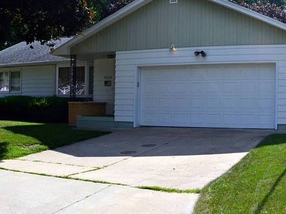 1st image of 2543 Saratoga Dr