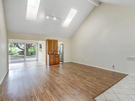 2nd image of 11113 Del Diablo St