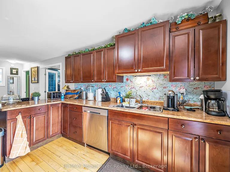 4502 Highway 2 Rd — Photo 16