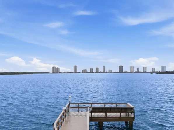 111 Shore Court #305-c, North Palm Beach, FL 33408