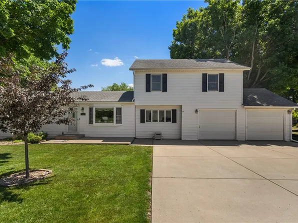 115 E Burgess St, Oreana, IL 62554