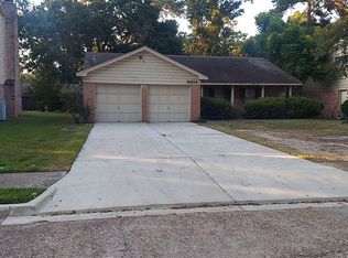 9614 Dornoch Dr, Spring, TX 77379