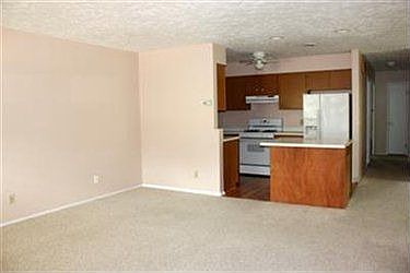 3rd image of 130 Center St Unit 11B