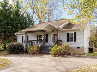 190 Temple Church Rd, Brevard, NC 28712