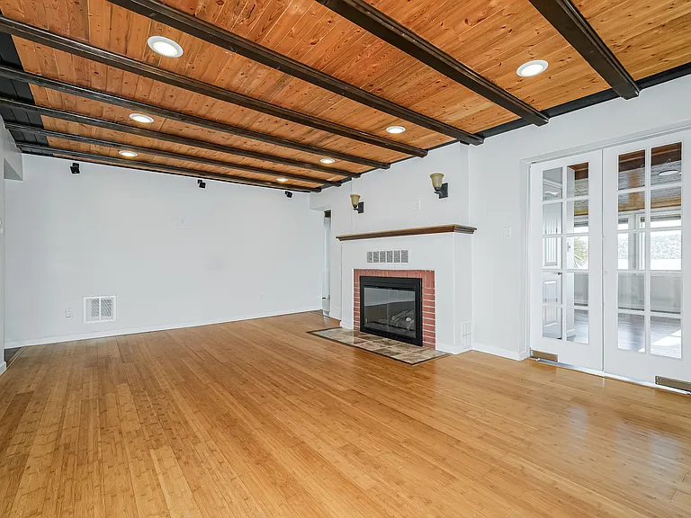 9720 Rainier Ave S #1 — Photo 8