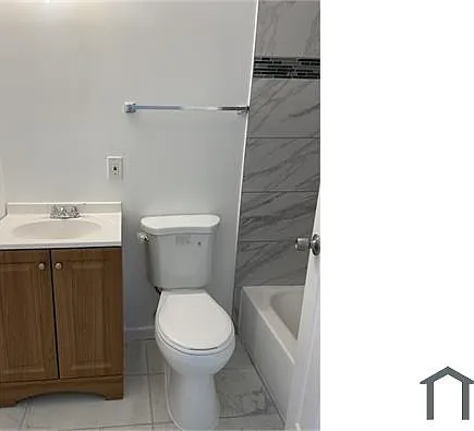 2711 Beryl Ave #2 — Photo 6