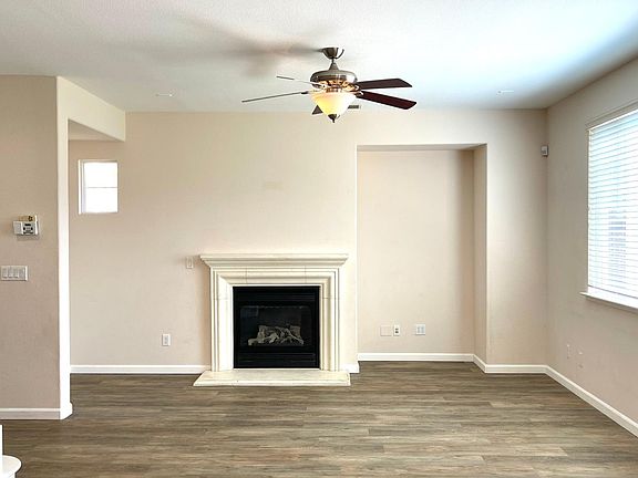 5th image of 424 Goodall Dr