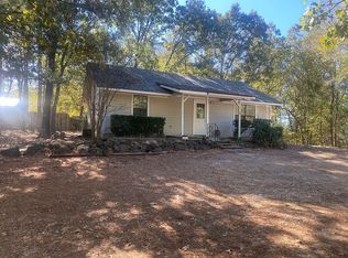 206 County Road 34980, Powderly, TX 75473