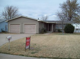 1669 N Walnut Dr, McPherson, KS 67460