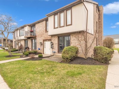 2 The Tradewinds APT B, Amherst, NY, 14221